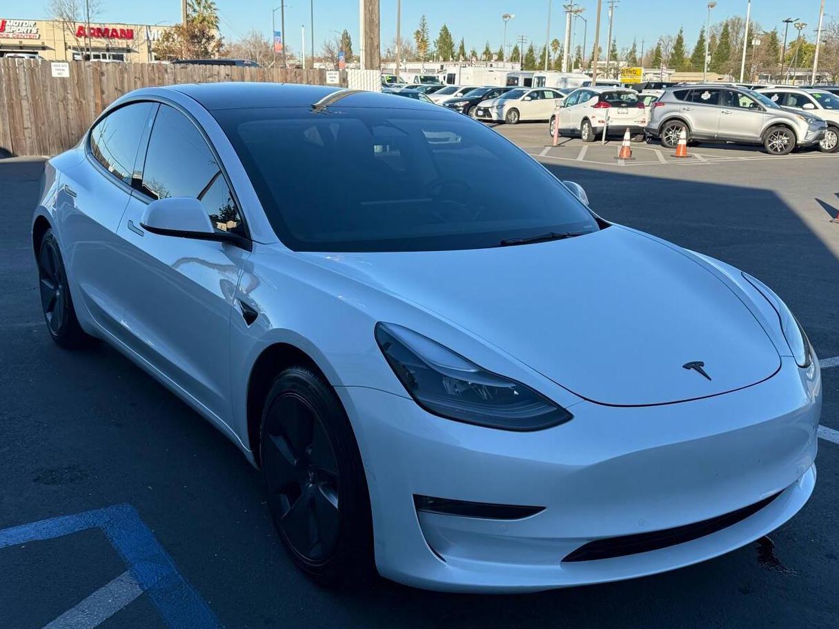 TESLA MODEL 3 2022 5YJ3E1EB8NF164040 image